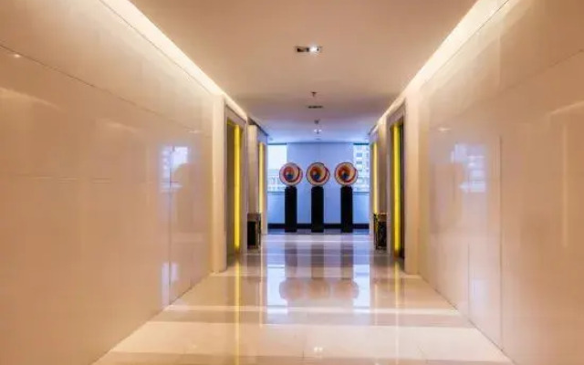 Legend International Hotel