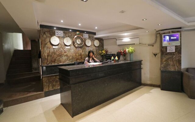OYO 49069 A Suites