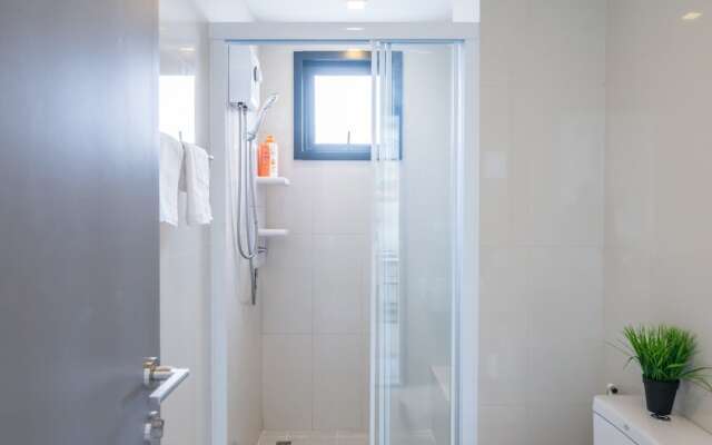 The Base Condo Pattaya by Supee