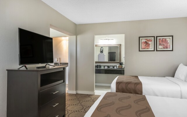 Quality Inn & Suites Kissimmee by The Lake