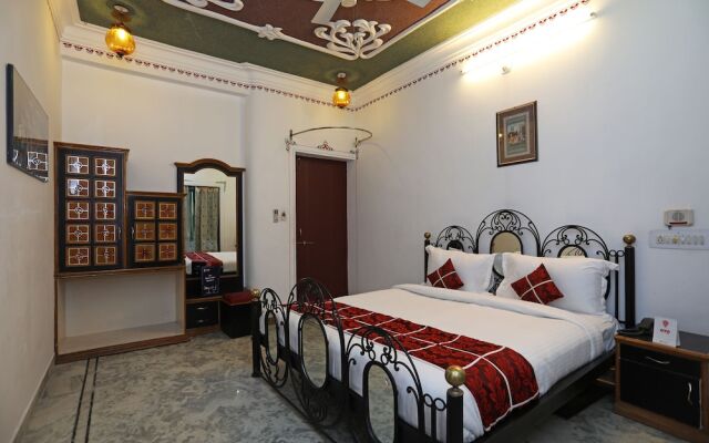 OYO 3942 Hotel Baba Palace