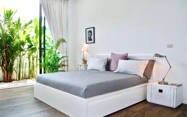 New Wonderful Villa in Nai Harn Center