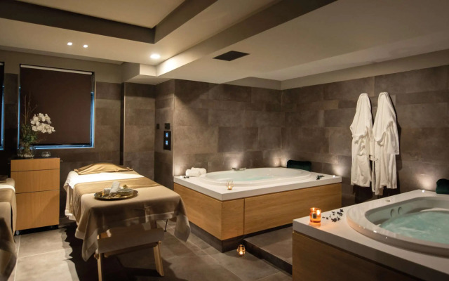 Gold Tower Lifestyle Hotel