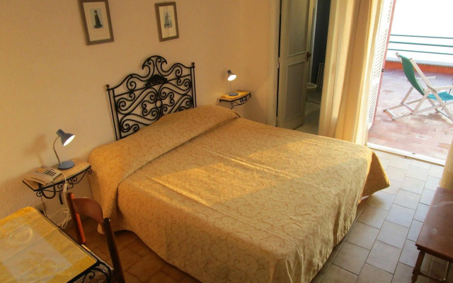 Hotel Villa al Mare