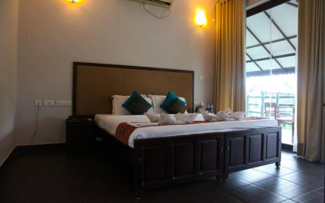 Kalathil Lake Resort – Guest Rooms – Thalayolaparambu