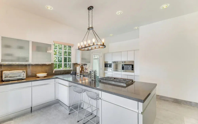 Los Angeles Home w/ Private Pool, Mtn & Lake View!