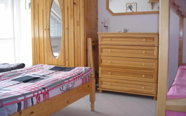 Persey Iglika Apartments