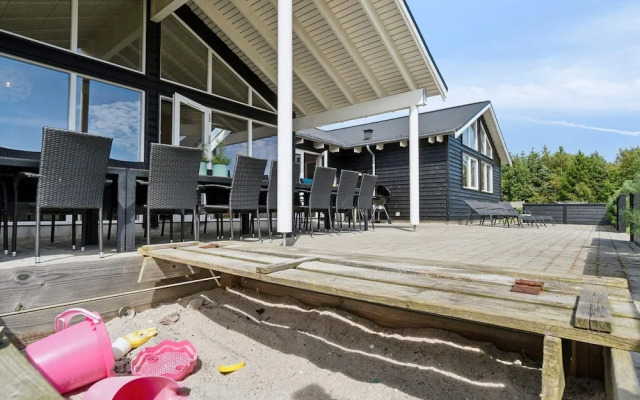 18 Person Holiday Home in Albaek