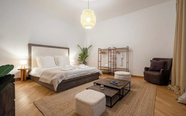 High-End Apartment in Bari Center