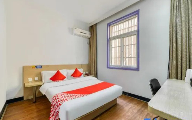 Ningbo wanlihang Hotel (Beilun Yintai store)