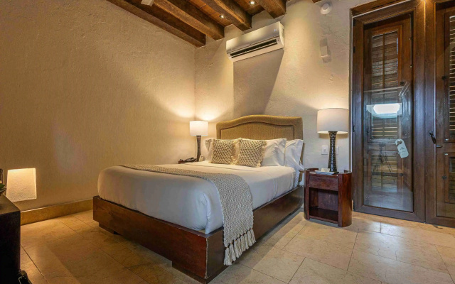 Ananda Hotel Boutique
