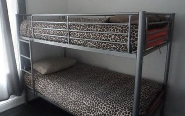 The Hangover Hotel - Hostel