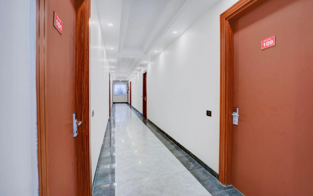 Hotel O Expo Mart Ansal Golf Link 1