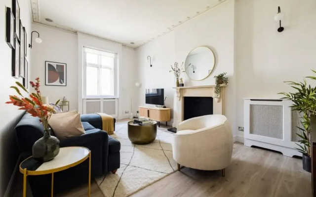The Sussex Garden Retreat - Elegant 2bdr Flat