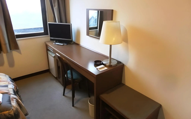 City Hotel Ando – Guest Rooms – Iwakuni