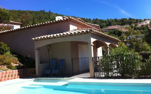 Spacious Villa With Panoramic Views, Located in the Provence