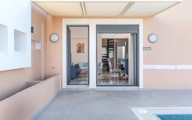 Marina&apos;&apos;s Villas