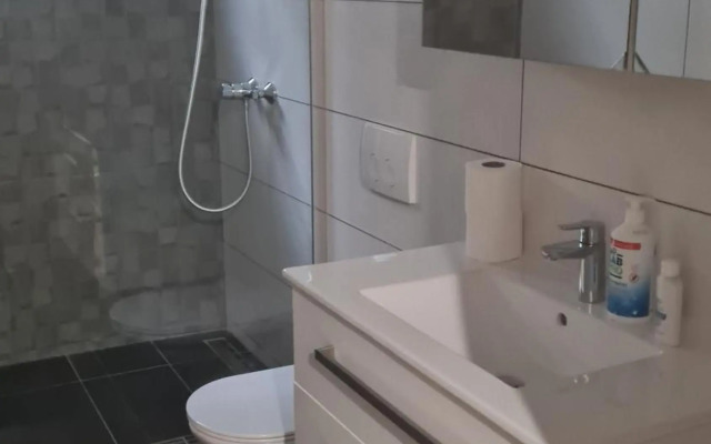 STUDIO apartment Doki