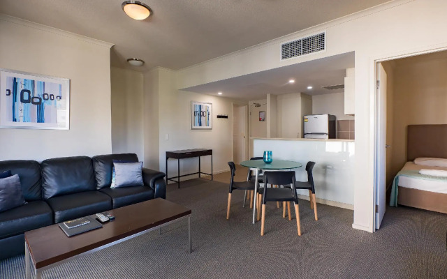 Swell Resort Burleigh Heads