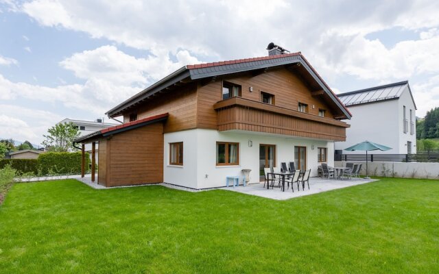 Cozy Holiday Home in Salzburg Near Ski Area