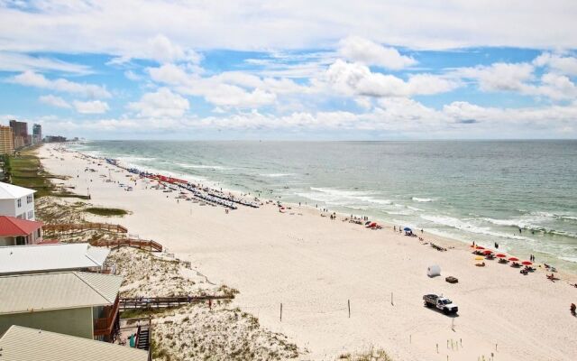 Tradewinds 901 - 2 Br condo