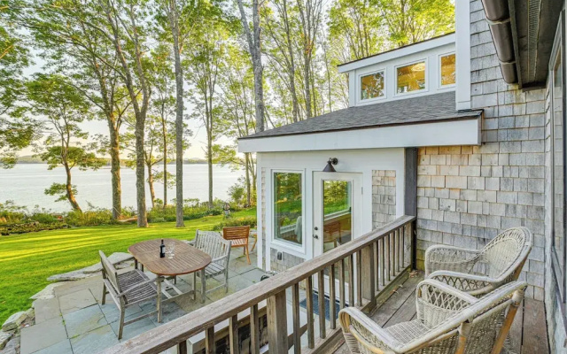 Oceanfront Frenchman Bay Home: Stunning View!