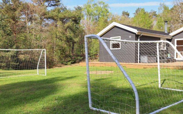 Attractive Holiday Home with Whirlpool near Hadsund