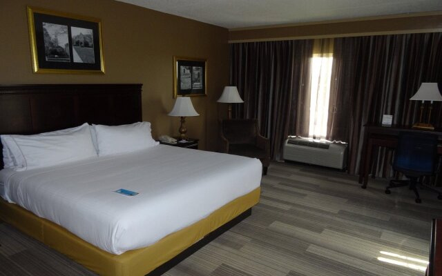 Holiday Inn Express & Suites Tuscaloosa-University, an IHG Hotel