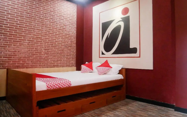 OYO 2860 The Castury Homestay Syariah