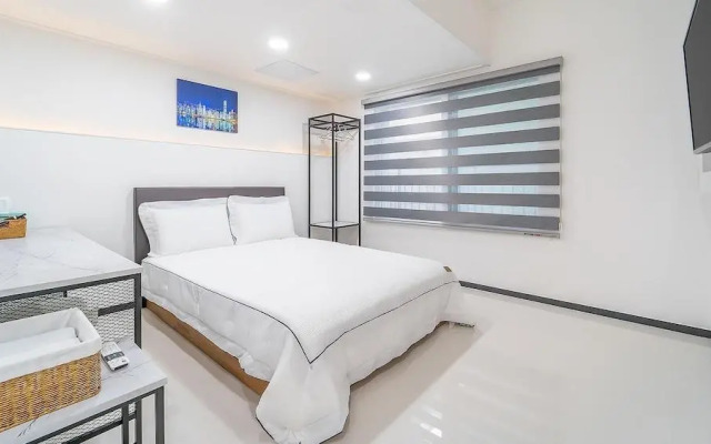 Gapyeong Hyeonwoo Poolvilla