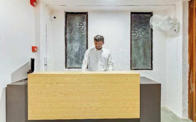 OYO Flagship 44951 Chaitanya