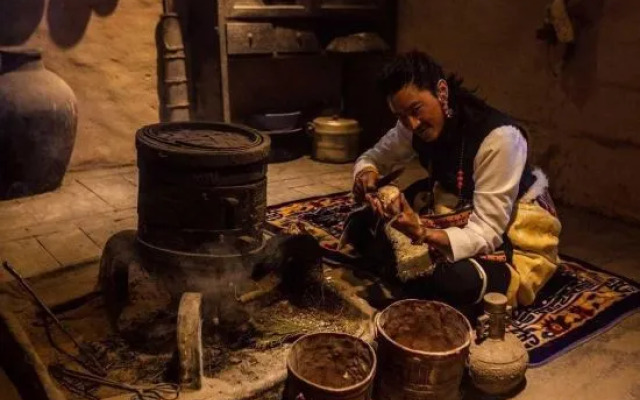 Danba Daughter Qing Manor (Jiaju Zangzhai No.1 Environmenttai Branch)