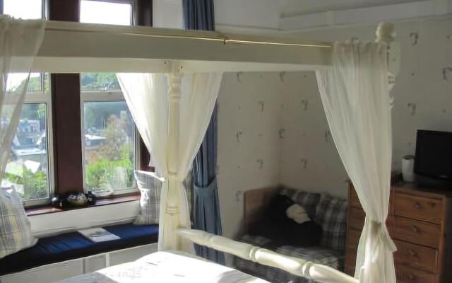 Roseneath Guest House