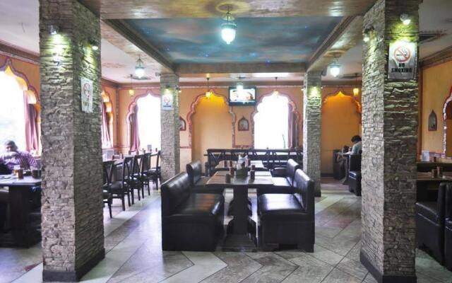 OYO Premium Old Gurgaon
