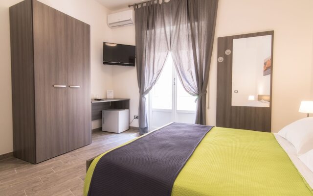 Cavour Rooms