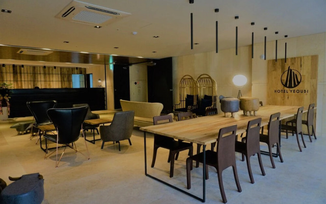 Yeoubi Hotel