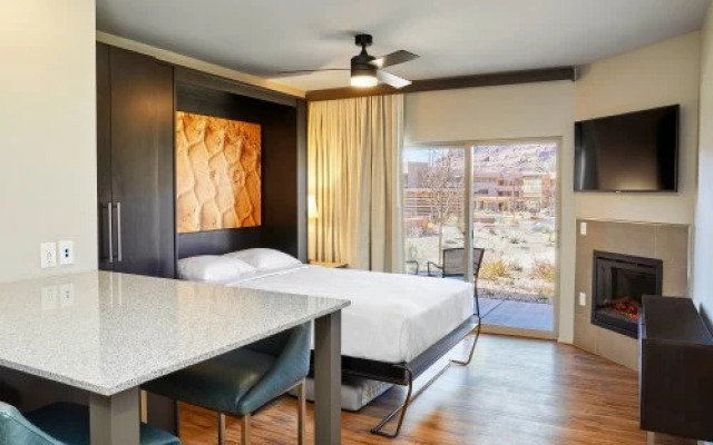 Wyndham Moab - 5 Nights, Moab, USA