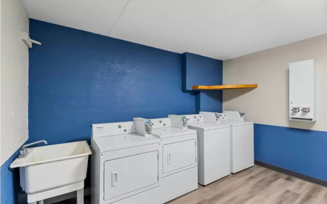 Suburban Studios Fort Dodge