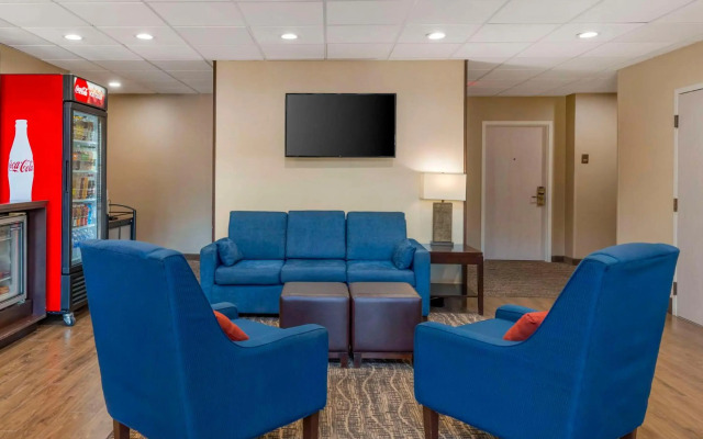 Comfort Suites Raleigh Walnut Creek