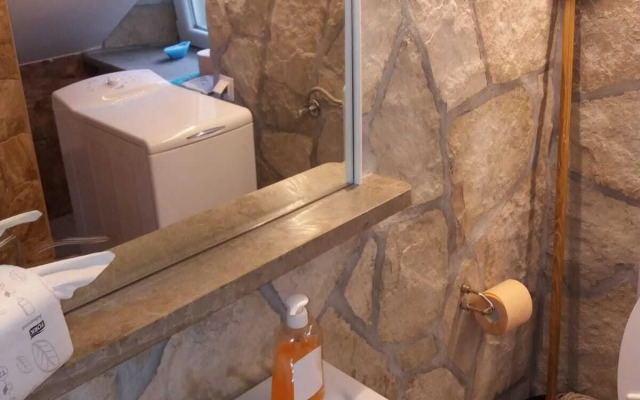 Fishing Family House