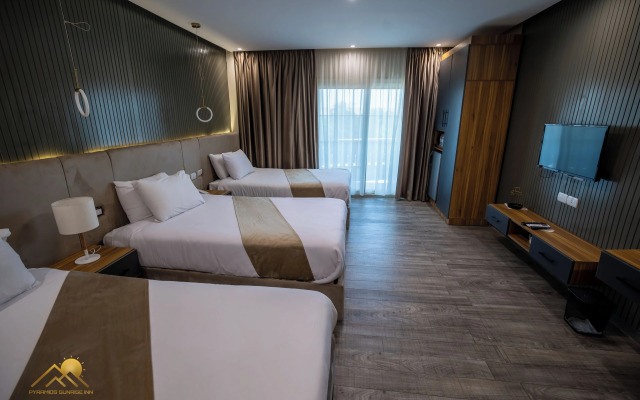 Pyramids Sunrise Inn