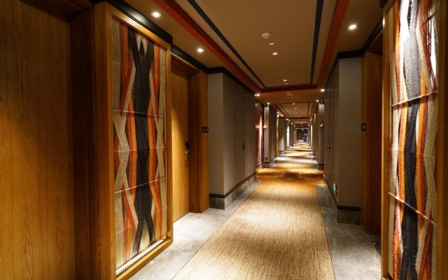 Shangri-La Resort, Shangri-La