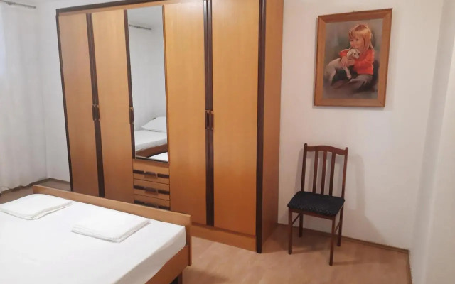 Apartmani Ana-Lora