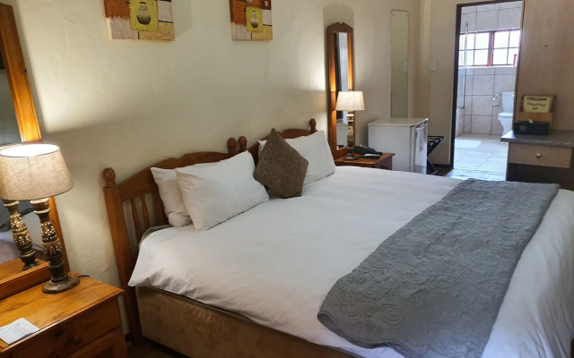 Mannah Guest Lodge
