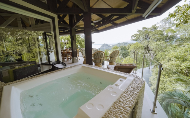 Tulemar Bungalows & Villas