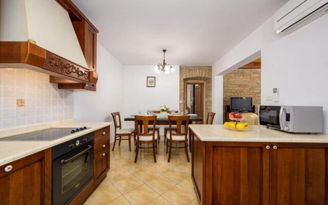 Villa Stauri