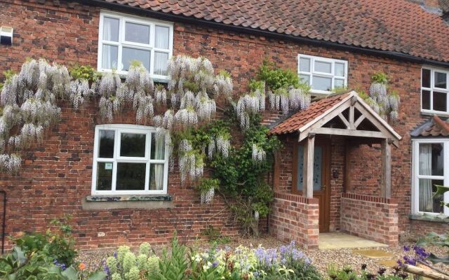 Goltho House Bed & Breakfast