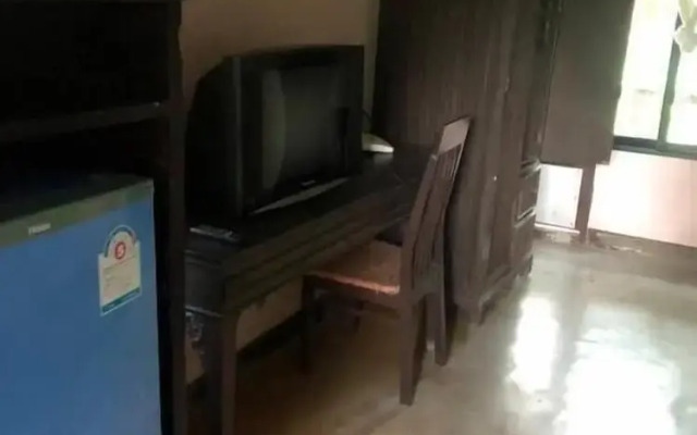 Petpumok Wangnamkhiao Hotel