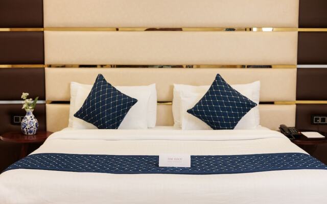 The Eliot Hotel & Banquet