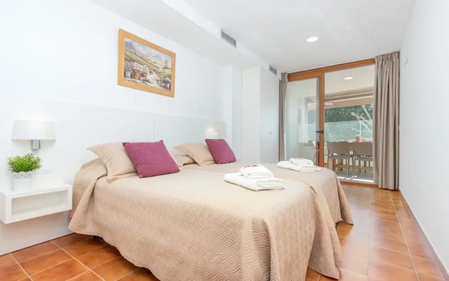 Apartment in Roses Near Nova Beach